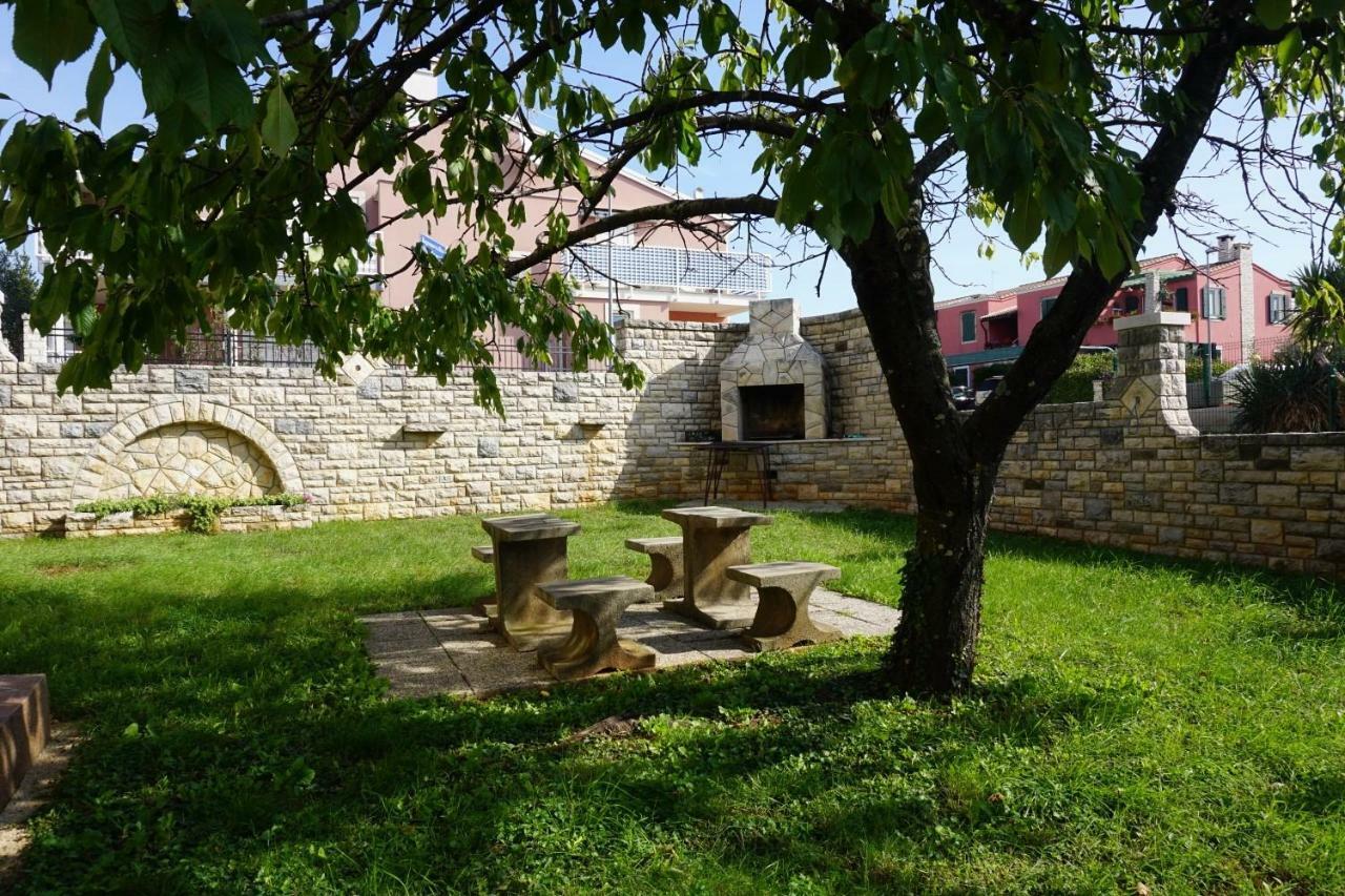 Mariella Hotel Bašanija Exterior foto